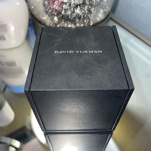 SOLD!!!! DAVID YURMAN Wheaton Petite Ring with Diamonds (black onyx) size 7 - Picture 5 of 9